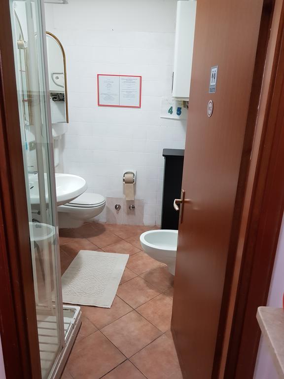 Mi Casa Es Tambien Tu Casa 2 Bed & Breakfast Verona Ngoại thất bức ảnh