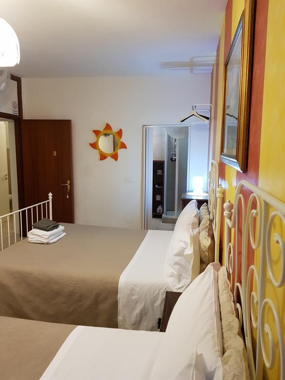 Mi Casa Es Tambien Tu Casa 2 Bed & Breakfast Verona Ngoại thất bức ảnh