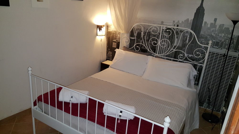 Mi Casa Es Tambien Tu Casa 2 Bed & Breakfast Verona Ngoại thất bức ảnh